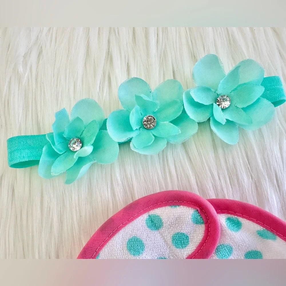 FLORAL BIB SET